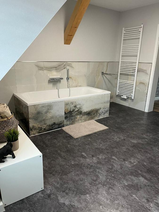 Schönes Loft mit Seeblick Dargun Exterior foto